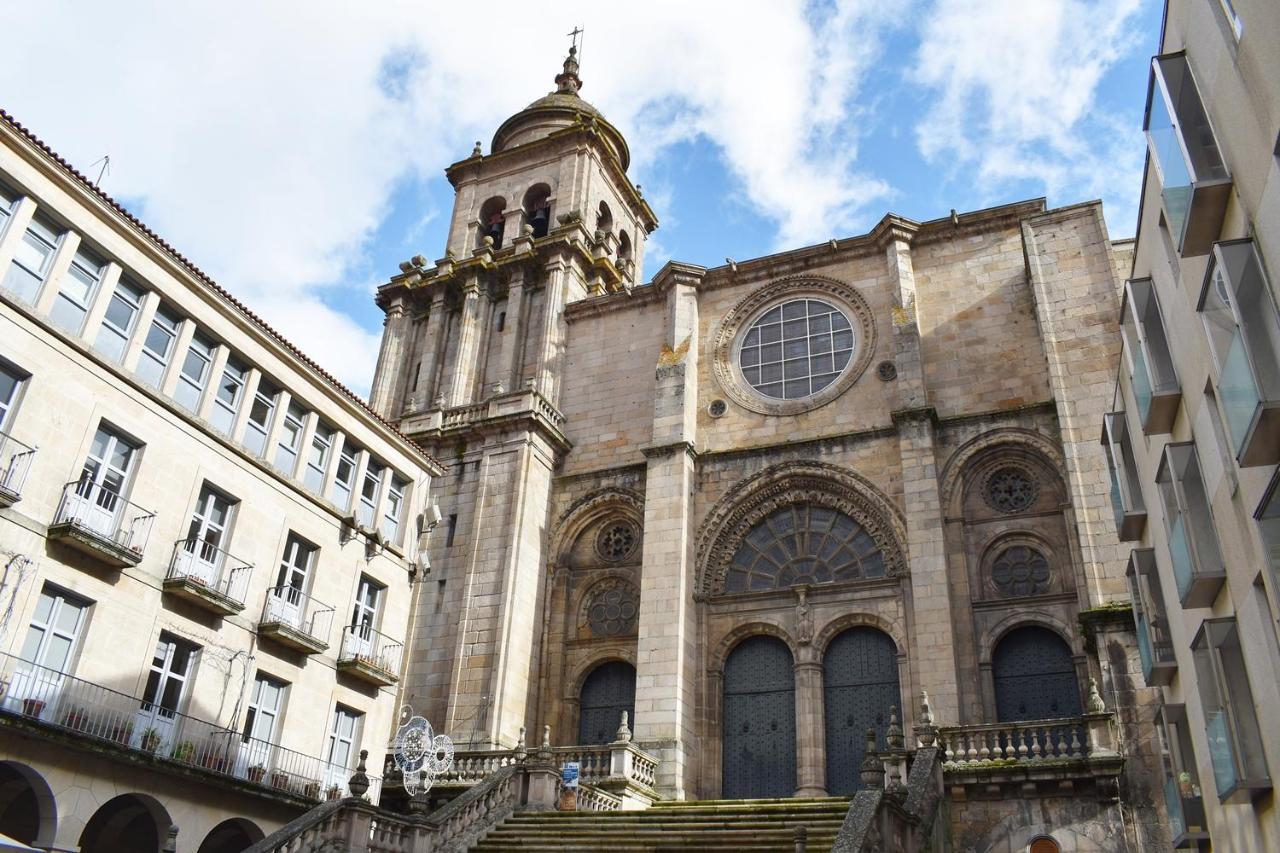 Apartamento Portico Paraiso Apartman Orense Kültér fotó