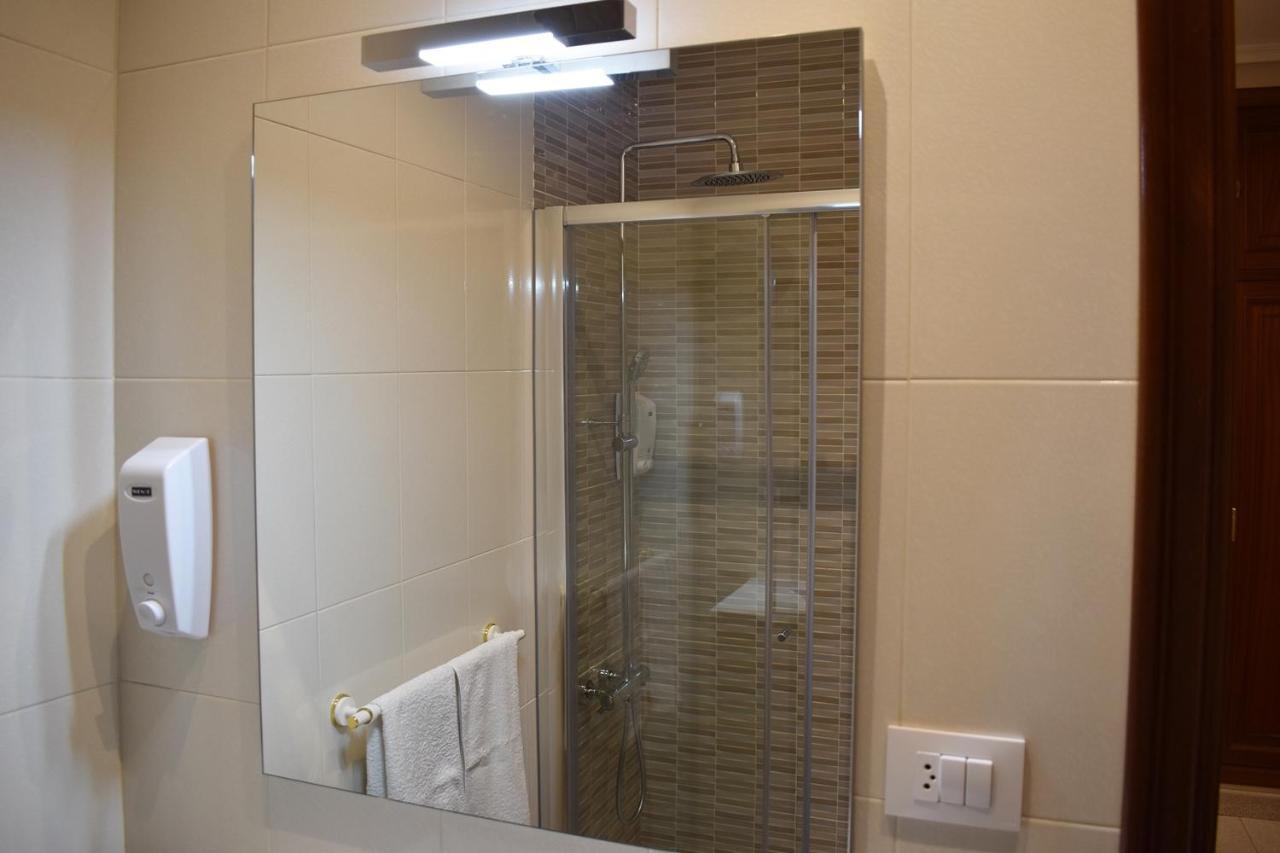 Apartamento Portico Paraiso Apartman Orense Kültér fotó